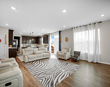 2022 Ingemunson Lane - Photo Thumbnail 9