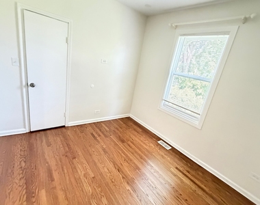 2303 74th Avenue - Photo Thumbnail 14
