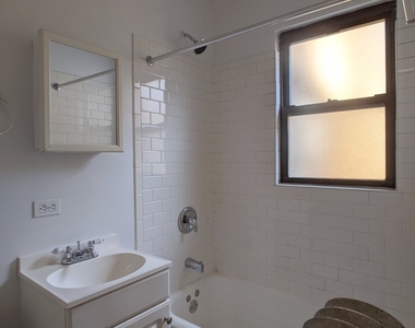 2651 N Spaulding Avenue - Photo Thumbnail 11