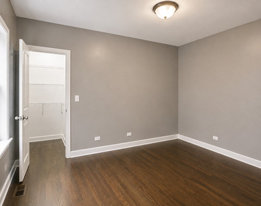 7817 S Aberdeen Street - Photo Thumbnail 5