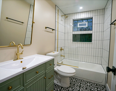 3703 W Palmer Street - Photo Thumbnail 4