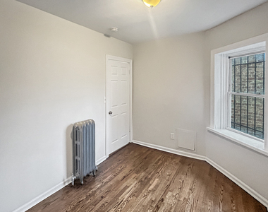 2953 W Warren Boulevard - Photo Thumbnail 24