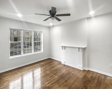 2953 W Warren Boulevard - Photo Thumbnail 6