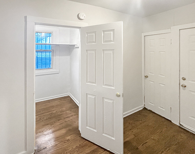 2953 W Warren Boulevard - Photo Thumbnail 13