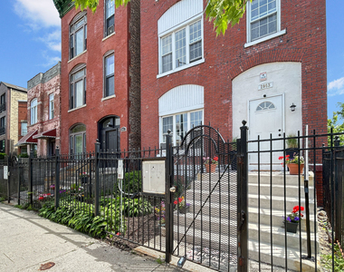 2953 W Warren Boulevard - Photo Thumbnail 1