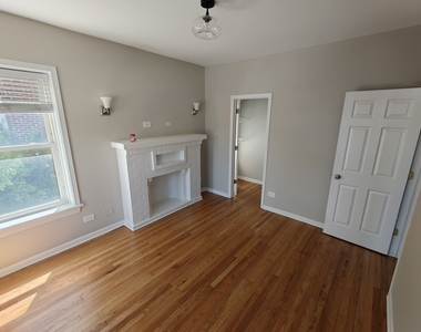 3745 W Argyle Street - Photo Thumbnail 13