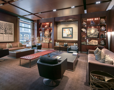 800 N Michigan Avenue - Photo Thumbnail 34