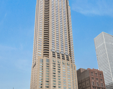 800 N Michigan Avenue - Photo Thumbnail 35