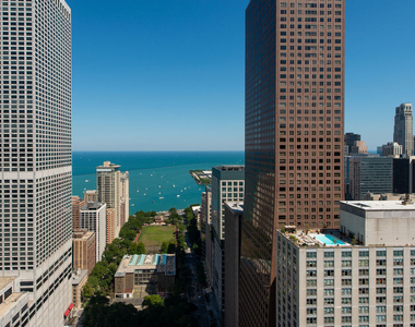 800 N Michigan Avenue - Photo Thumbnail 29