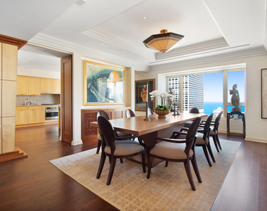 800 N Michigan Avenue - Photo Thumbnail 9