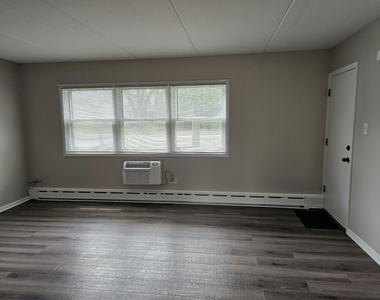 2 N Broadway Avenue - Photo Thumbnail 6