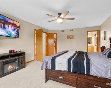 610 High Grove Drive - Photo Thumbnail 14