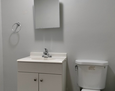 7910 S Muskegon Avenue - Photo Thumbnail 11