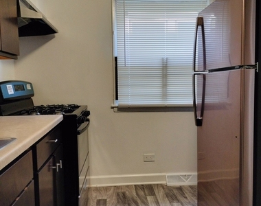 7910 S Muskegon Avenue - Photo Thumbnail 13