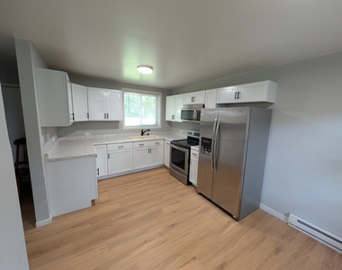 37055 N Capillo Avenue - Photo Thumbnail 2