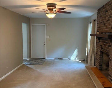 1613 Clyde Drive - Photo Thumbnail 4