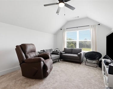 2049 Chestnut Oak Trail - Photo Thumbnail 24