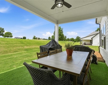 2049 Chestnut Oak Trail - Photo Thumbnail 31