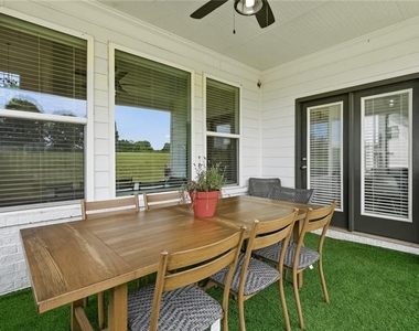 2049 Chestnut Oak Trail - Photo Thumbnail 32