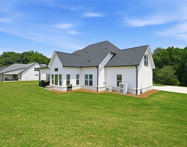 2049 Chestnut Oak Trail - Photo Thumbnail 35