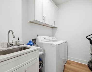 2049 Chestnut Oak Trail - Photo Thumbnail 30