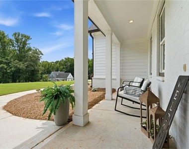2049 Chestnut Oak Trail - Photo Thumbnail 3
