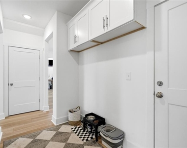 2049 Chestnut Oak Trail - Photo Thumbnail 28