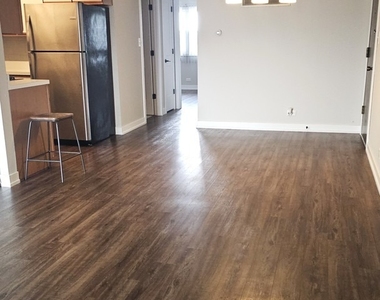 10940 S Keating Avenue - Photo Thumbnail 4