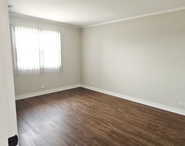 10940 S Keating Avenue - Photo Thumbnail 10