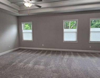 352 Newshaw Drive - Photo Thumbnail 22
