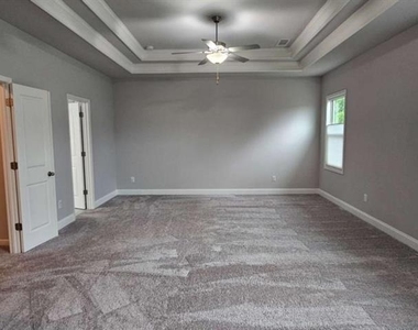 352 Newshaw Drive - Photo Thumbnail 24