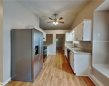 1719 Colemans Landing - Photo Thumbnail 4