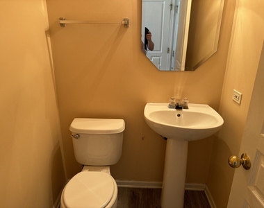 3140 Ollerton Avenue - Photo Thumbnail 7