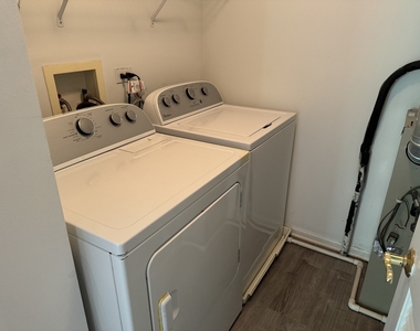 3140 Ollerton Avenue - Photo Thumbnail 14