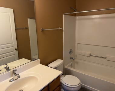 3140 Ollerton Avenue - Photo Thumbnail 13