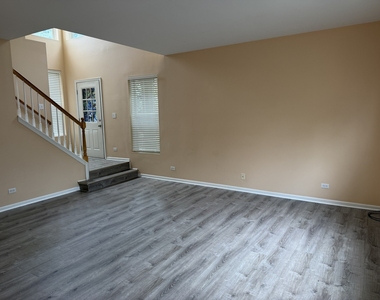 3140 Ollerton Avenue - Photo Thumbnail 3