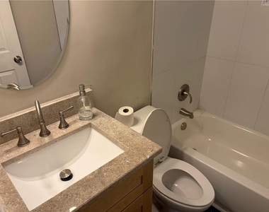213 Buchanan Terrace - Photo Thumbnail 9