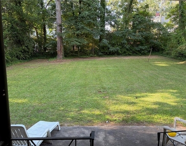213 Buchanan Terrace - Photo Thumbnail 18
