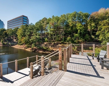 3205 Cumberland Boulevard - Photo Thumbnail 7