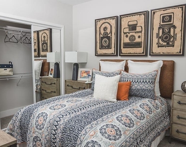 3205 Cumberland Boulevard - Photo Thumbnail 3