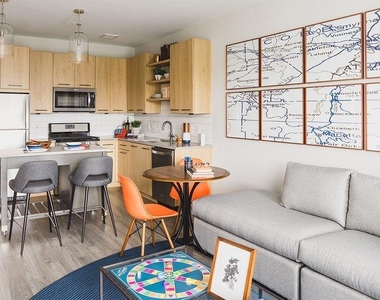 3205 Cumberland Boulevard - Photo Thumbnail 1