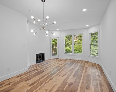 855 Piedmont Avenue Ne - Photo Thumbnail 3