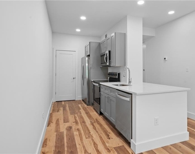 855 Piedmont Avenue Ne - Photo Thumbnail 7