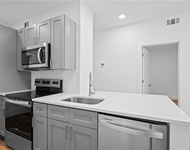 855 Piedmont Avenue Ne - Photo Thumbnail 8