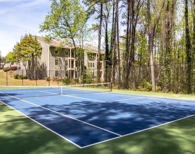 100 Pinhurst Drive - Photo Thumbnail 27
