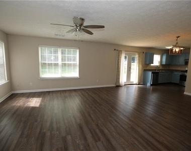 514 Carrington Court - Photo Thumbnail 16