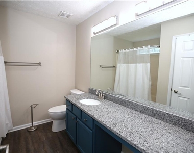 514 Carrington Court - Photo Thumbnail 6