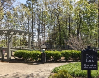100 Pinhurst Drive - Photo Thumbnail 35