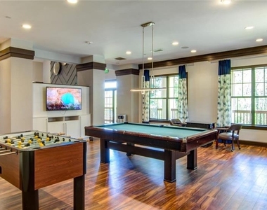 100 Pinhurst Drive - Photo Thumbnail 32
