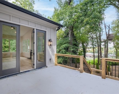 1886 Timothy Drive Ne - Photo Thumbnail 30